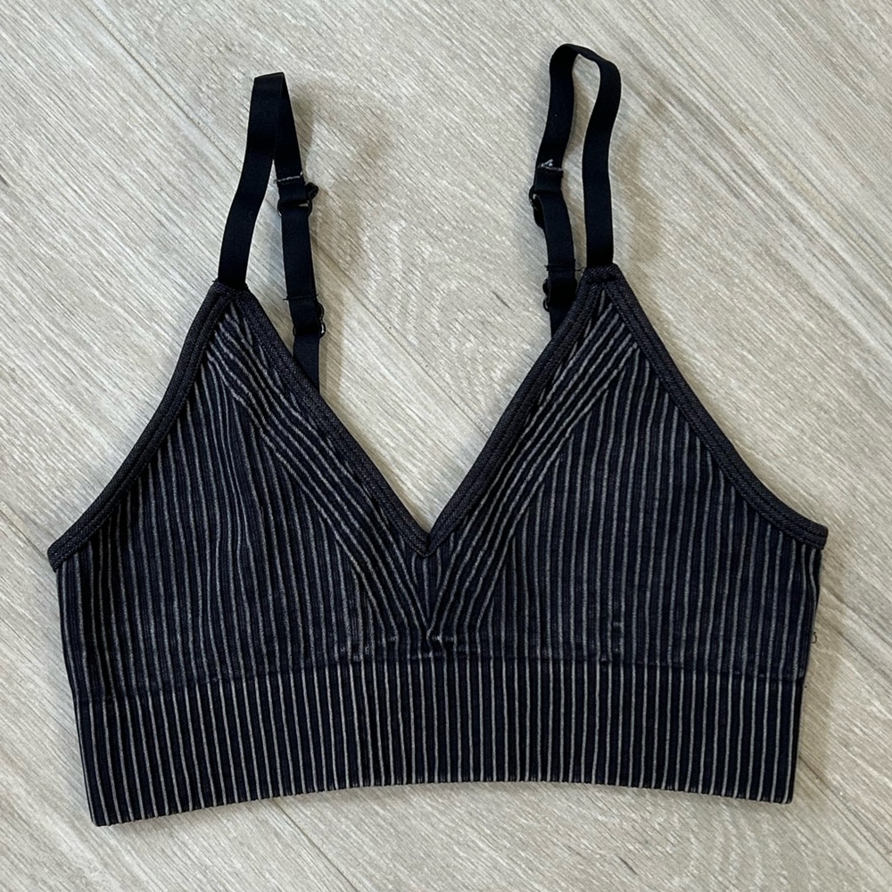 Aerie OFFLINE Ribbed Black Recharge Bra Size XS